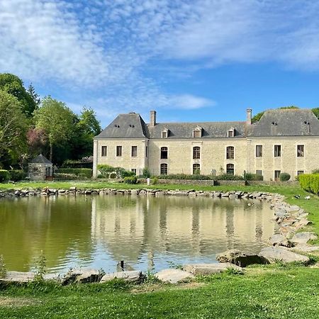 Chateau Du Bu Hotel Anctoville Exterior photo