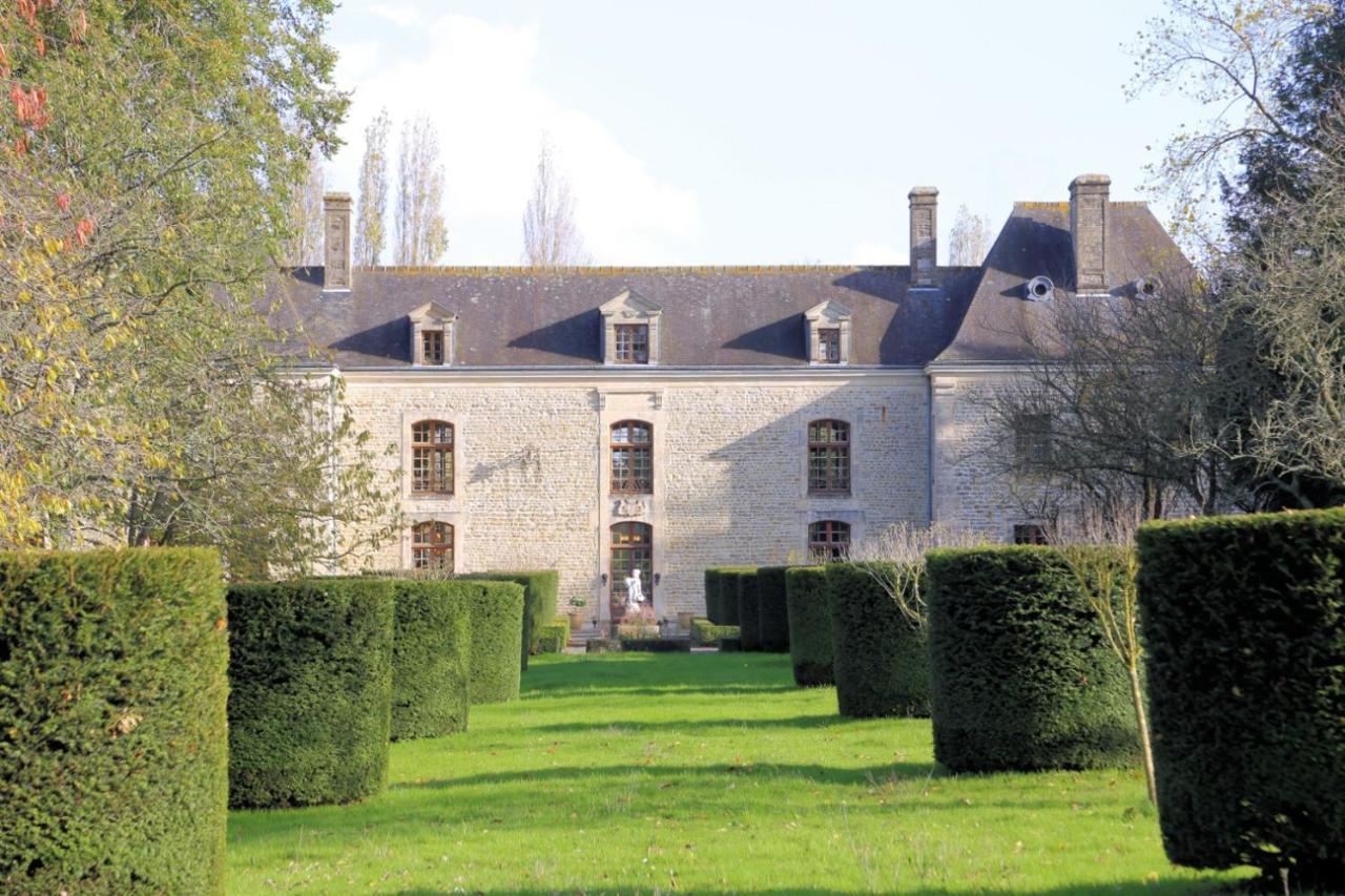 Chateau Du Bu Hotel Anctoville Exterior photo